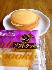山崎製パン　『ソフトクッキー（ラムレーズン）』